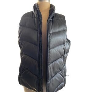 VTG Eddie Bauer black down vest L quality lightwt‎ puffer